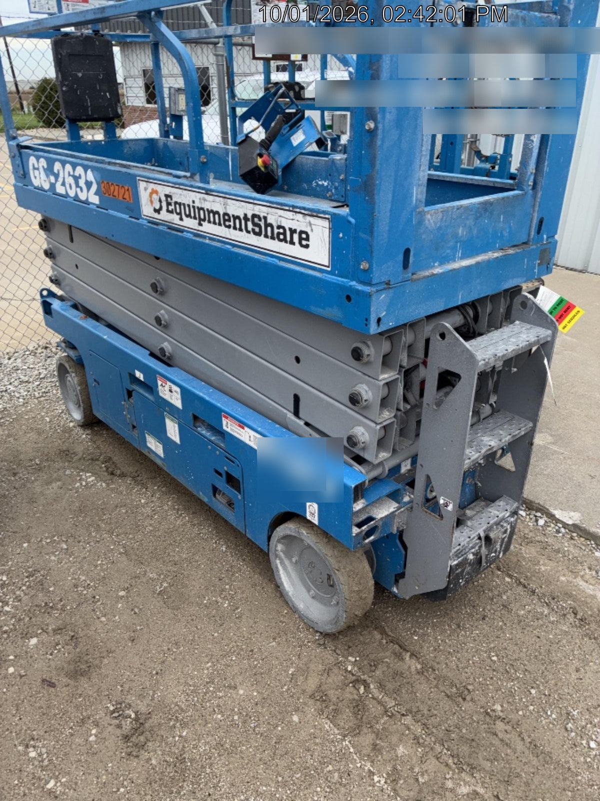2023 GENIE GS-2632