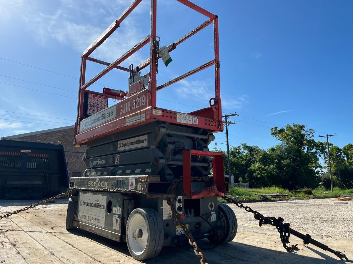 2021 SKYJACK SJ3219