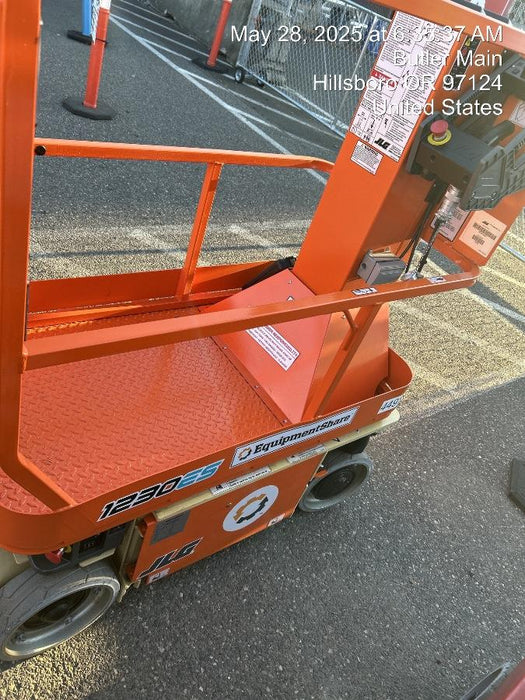 2024 JLG 1230ES