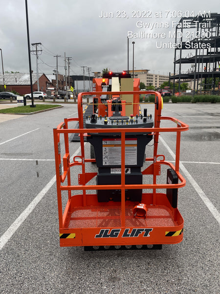 2022 JLG E300AJP