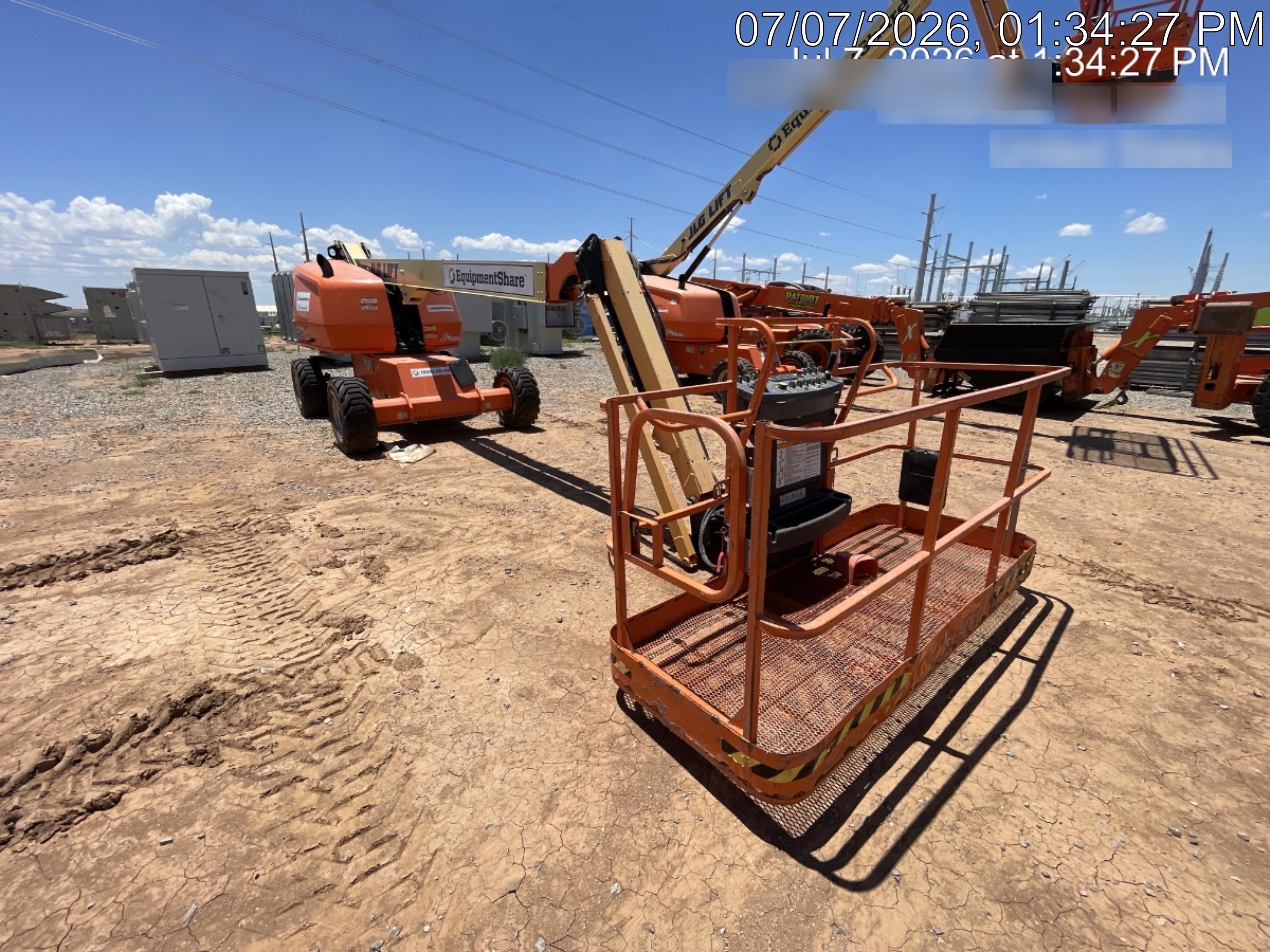 2022 JLG 460SJ