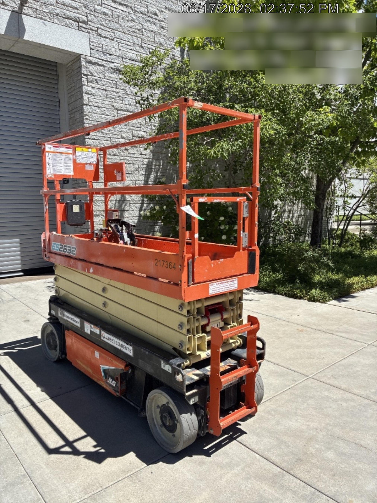 2022 JLG ES2632
