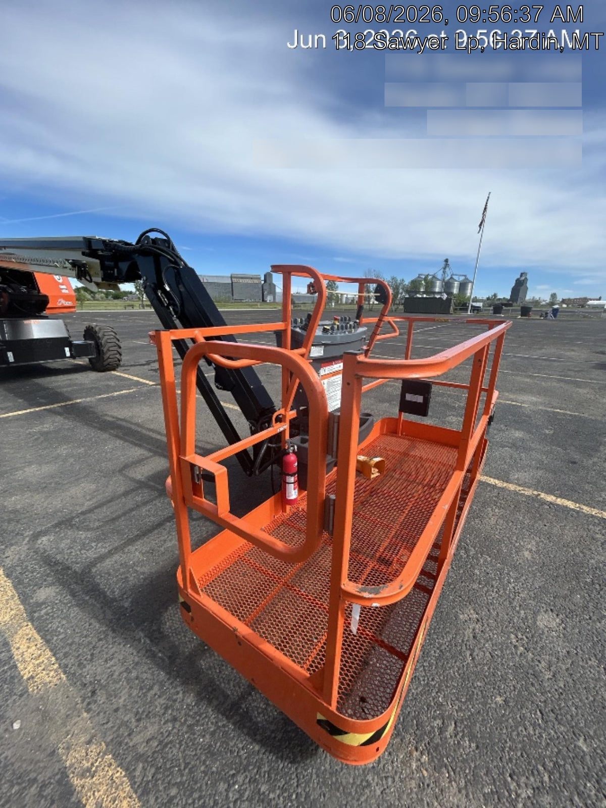 2025 JLG 660SJ