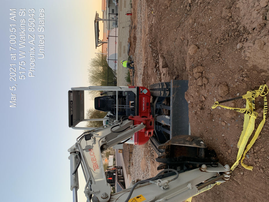 2020 TAKEUCHI TB235-2R