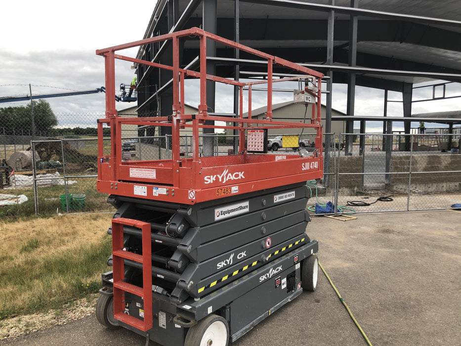 2018 Skyjack SJIII-4740 Standard Rental Specs