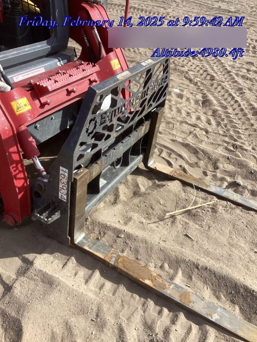 2021 PALADIN 48" Pallet Forks - Paladin