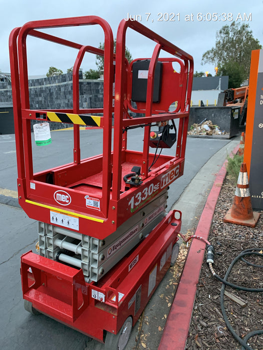 2020 MEC 1330SE Solid NM Tires, Steel Swing out Doors, LCS, Beacon, 900W Inverter