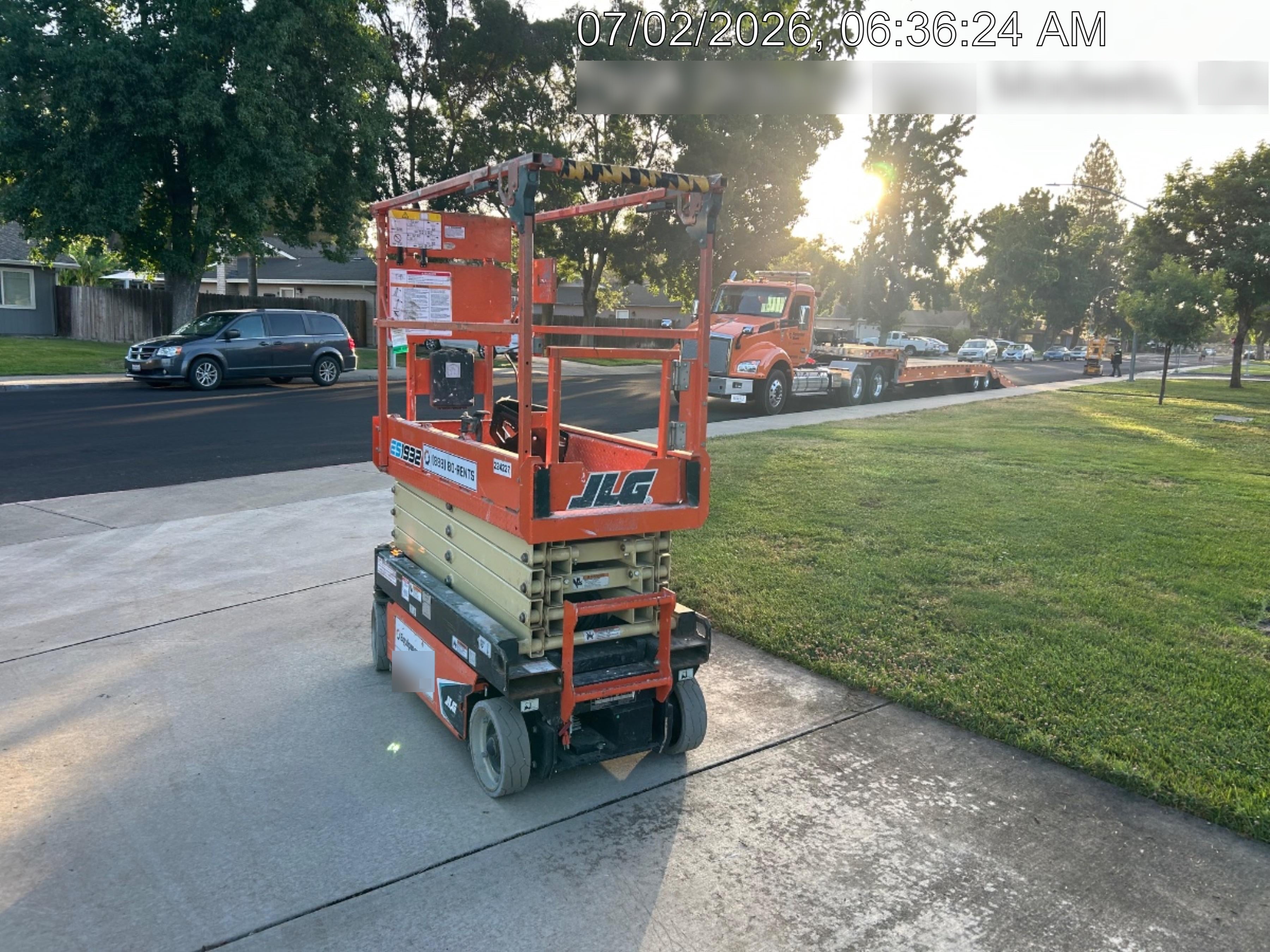 2022 JLG ES1932