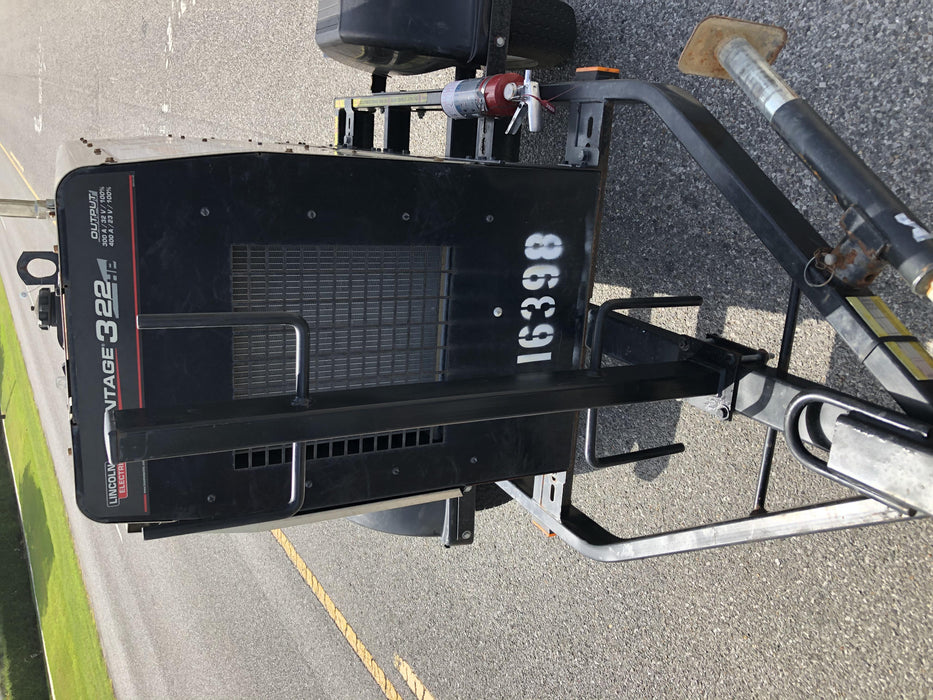 2018 Lincoln Electric Vantage 322 Lincoln Vantage 322 Welder Ready Pak 3 - Vantage 322, Trailer, Fender and light kit, Cable rack
