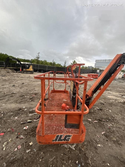 2019 JLG 460SJ