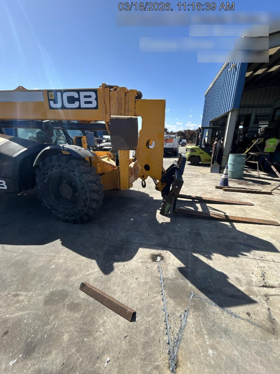 2020 JCB 512-56
