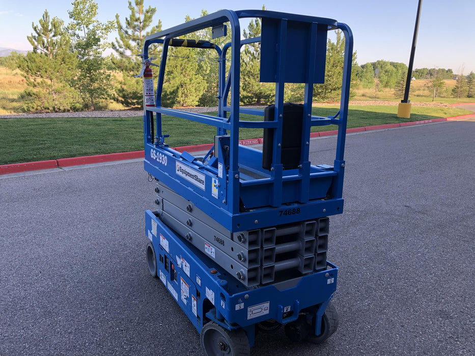 2020 Genie GS-1930 Fixed rails with chain entry gate - Pre A92.20