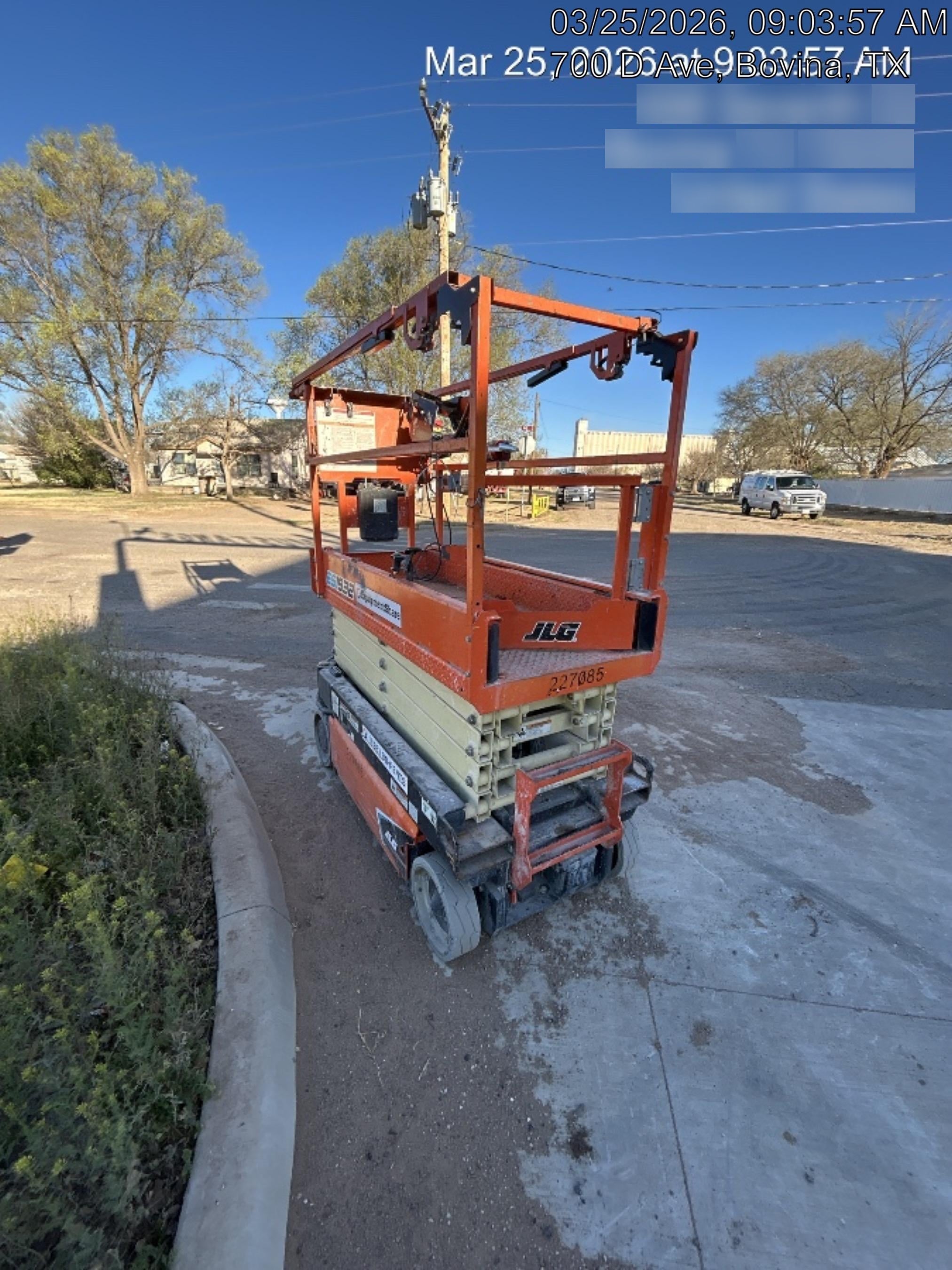 2022 JLG ES1932