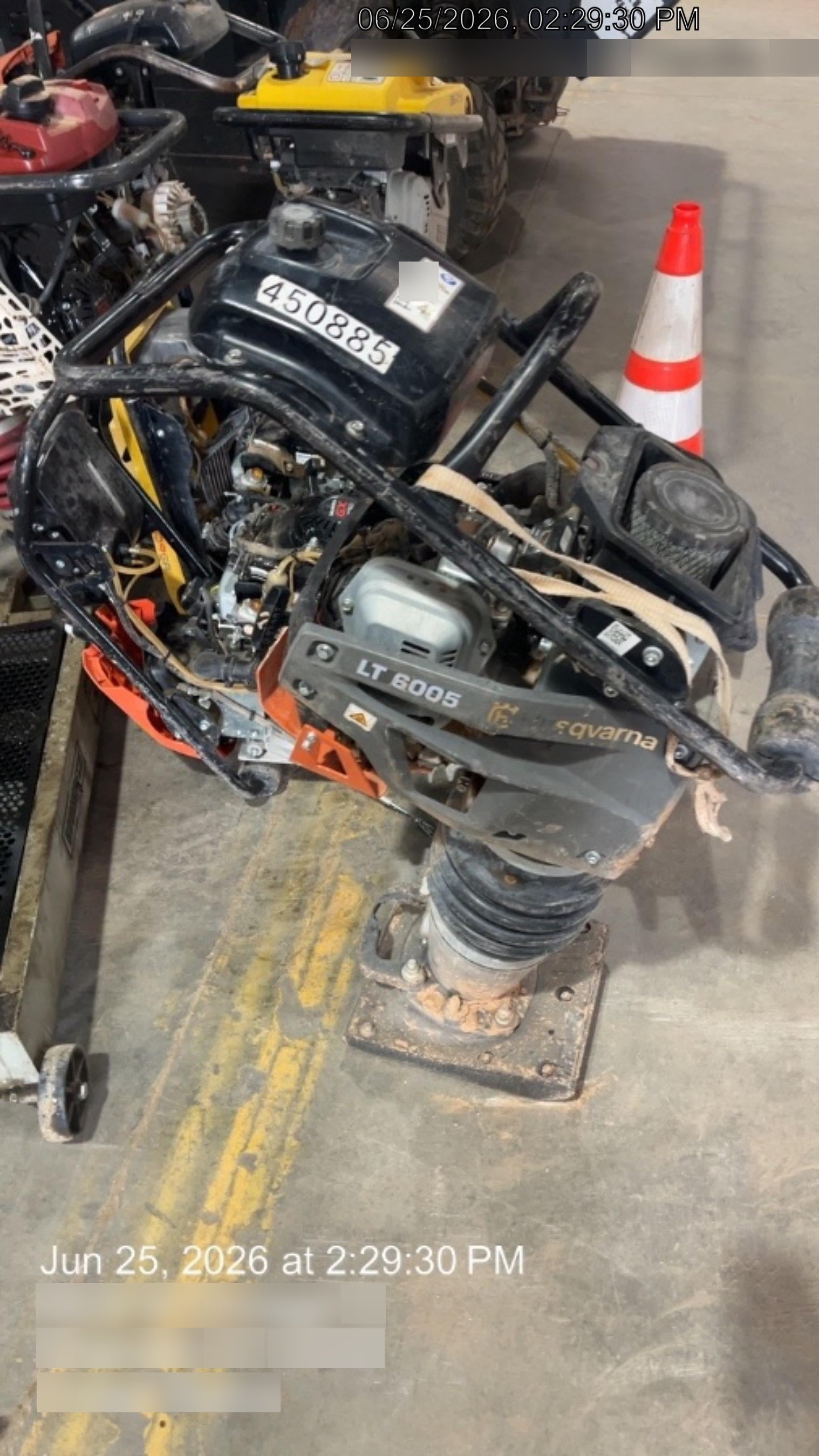 2024 HUSQVARNA LT6005