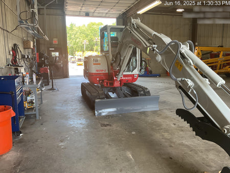 2025 TAKEUCHI TB250-2CR