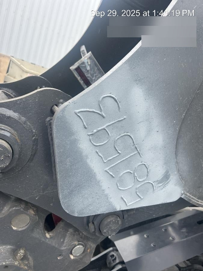 2025 LINK-BELT 24" Bucket - Link Belt