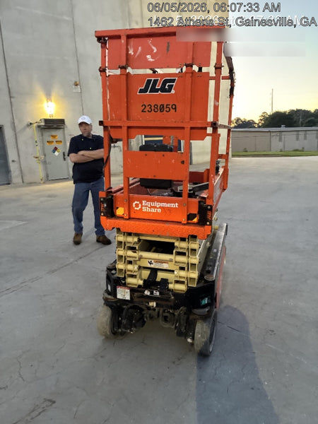 2022 JLG ES1932