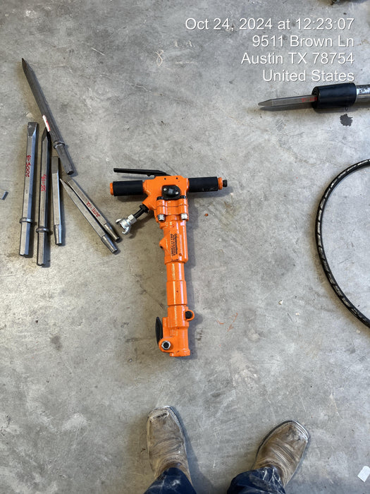 2024 MICHIGAN PNEUMATIC ES-TPB30-1-TRACKER