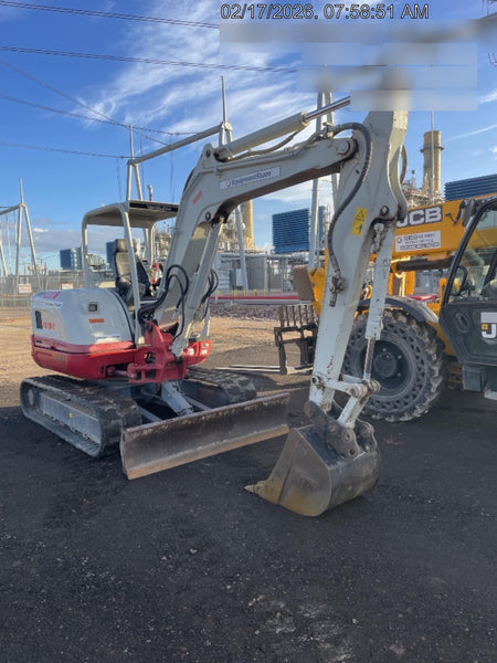 2021 TAKEUCHI TB250-2