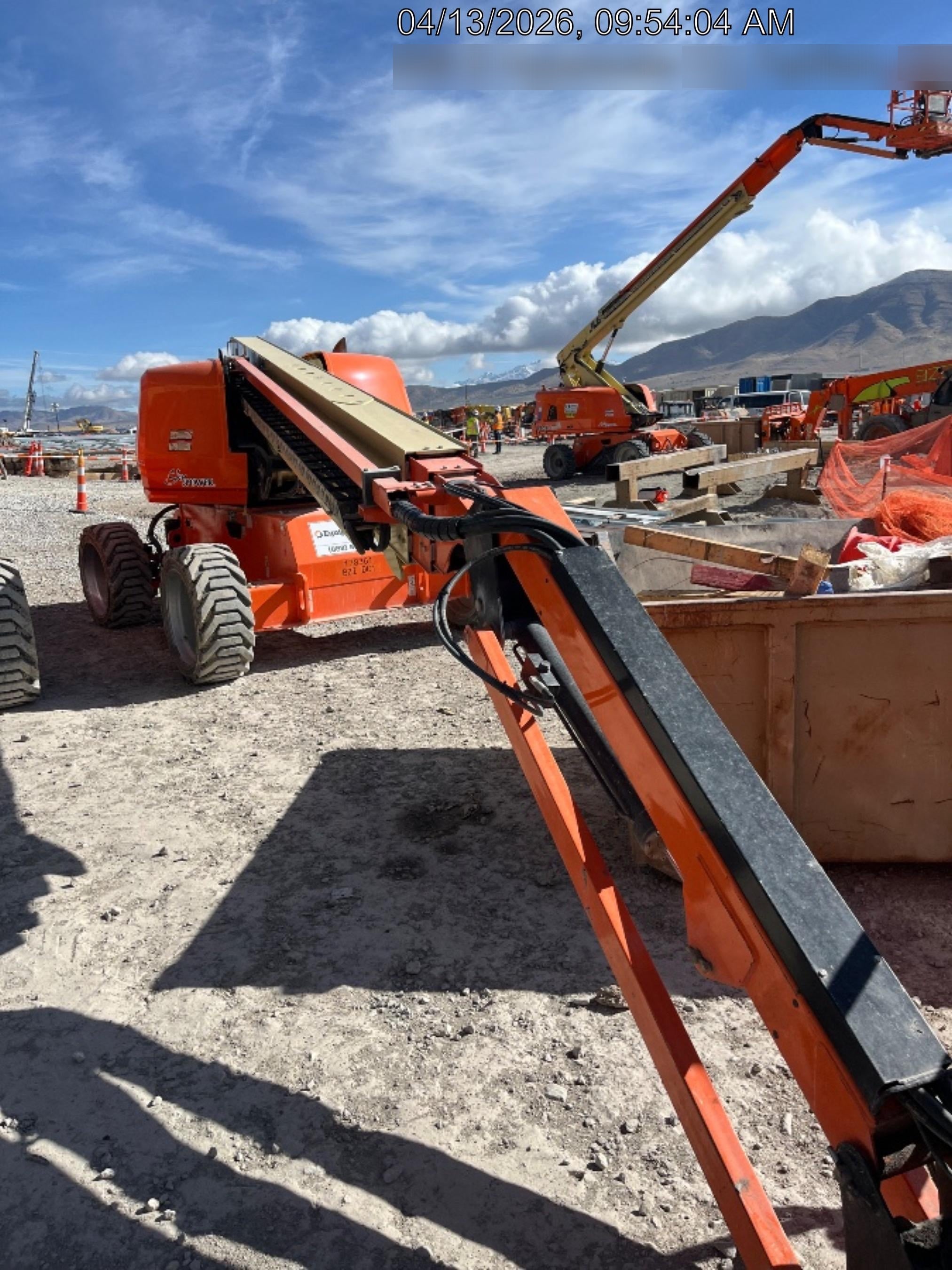 2021 JLG 660SJ