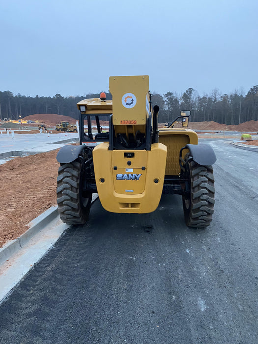 2021 SANY STH1056