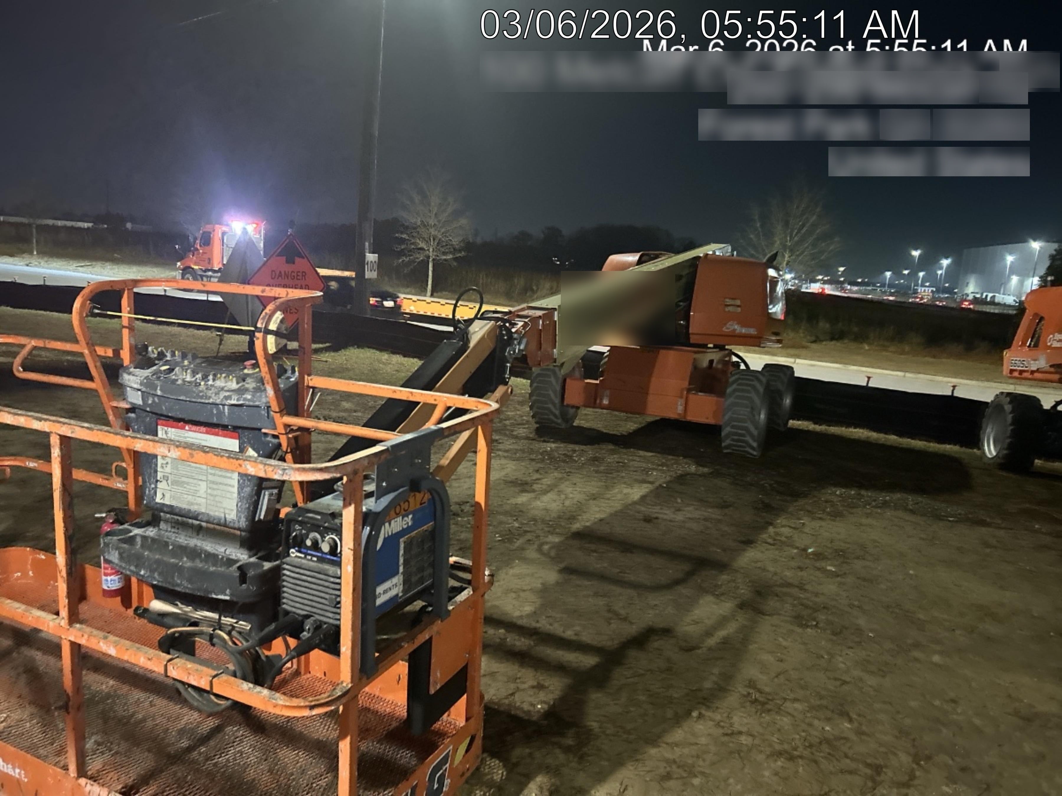 2022 JLG 660SJ