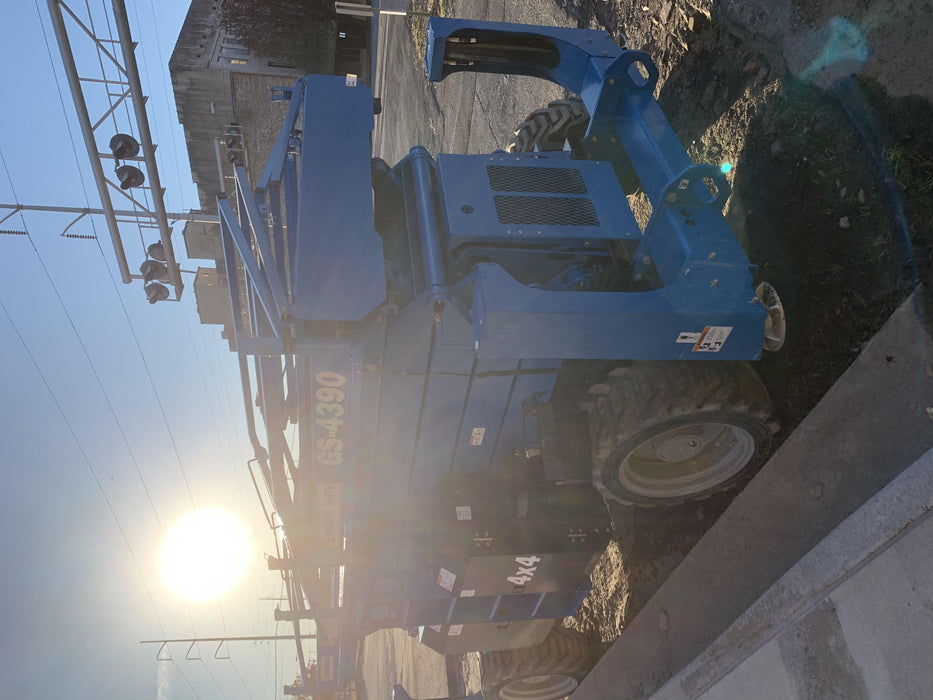 2020 GENIE GS-4390 RT