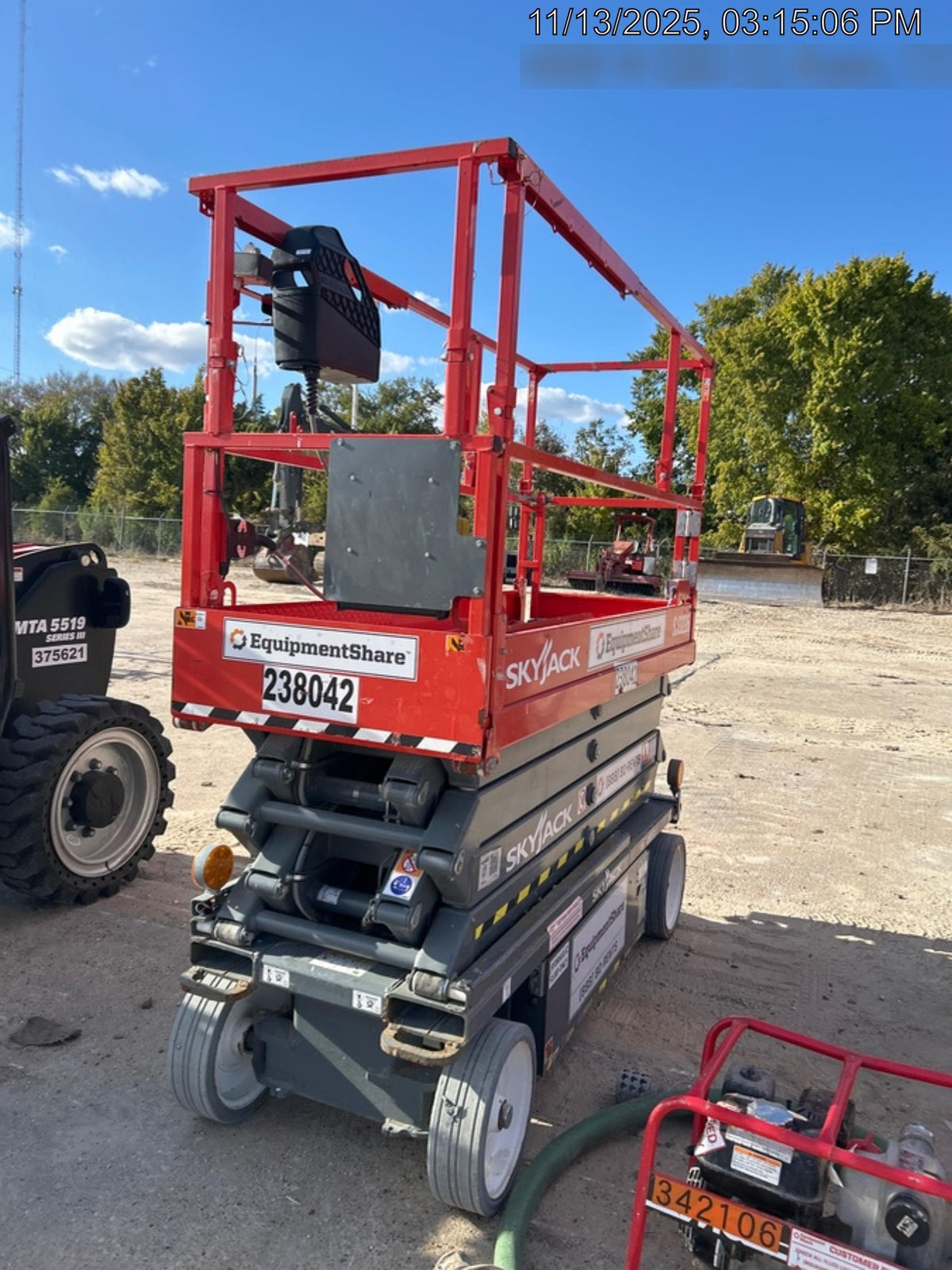 2022 SKYJACK SJ3226