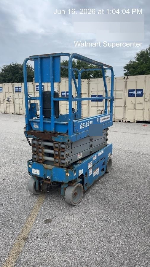2019 Genie GS-1930 Fixed Rails with Chain Entry