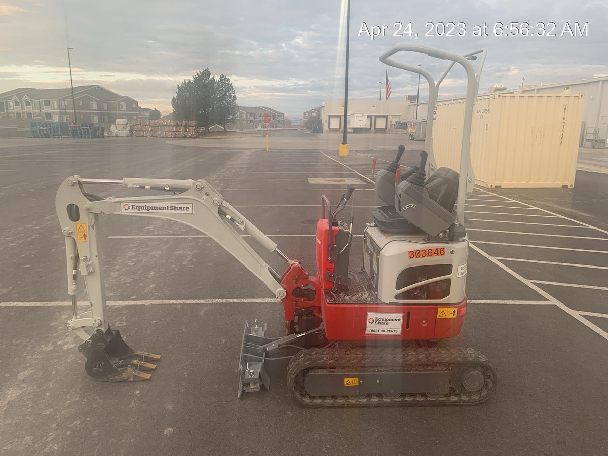 2023 TAKEUCHI TB210R