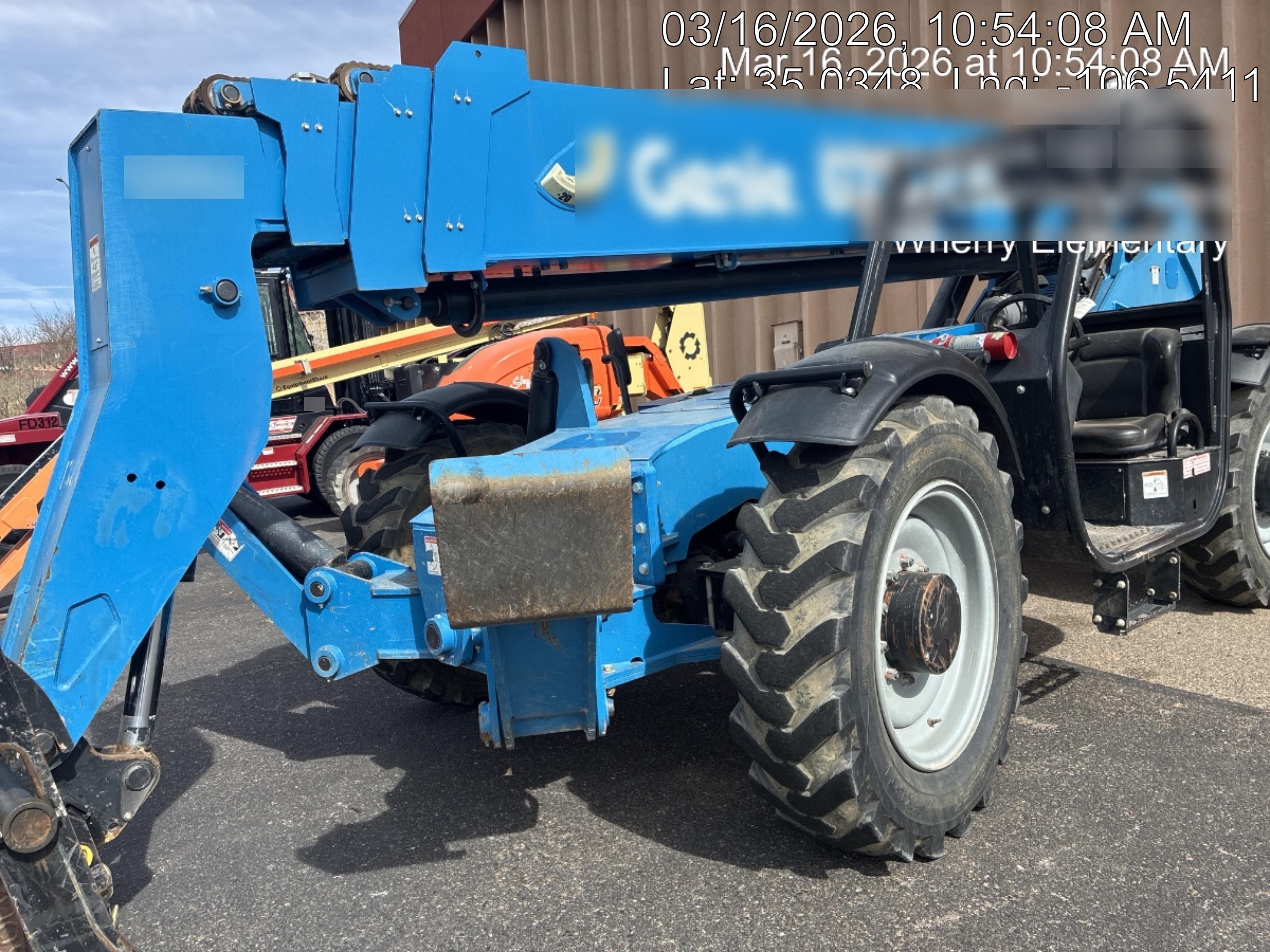2018 GENIE GTH-1056