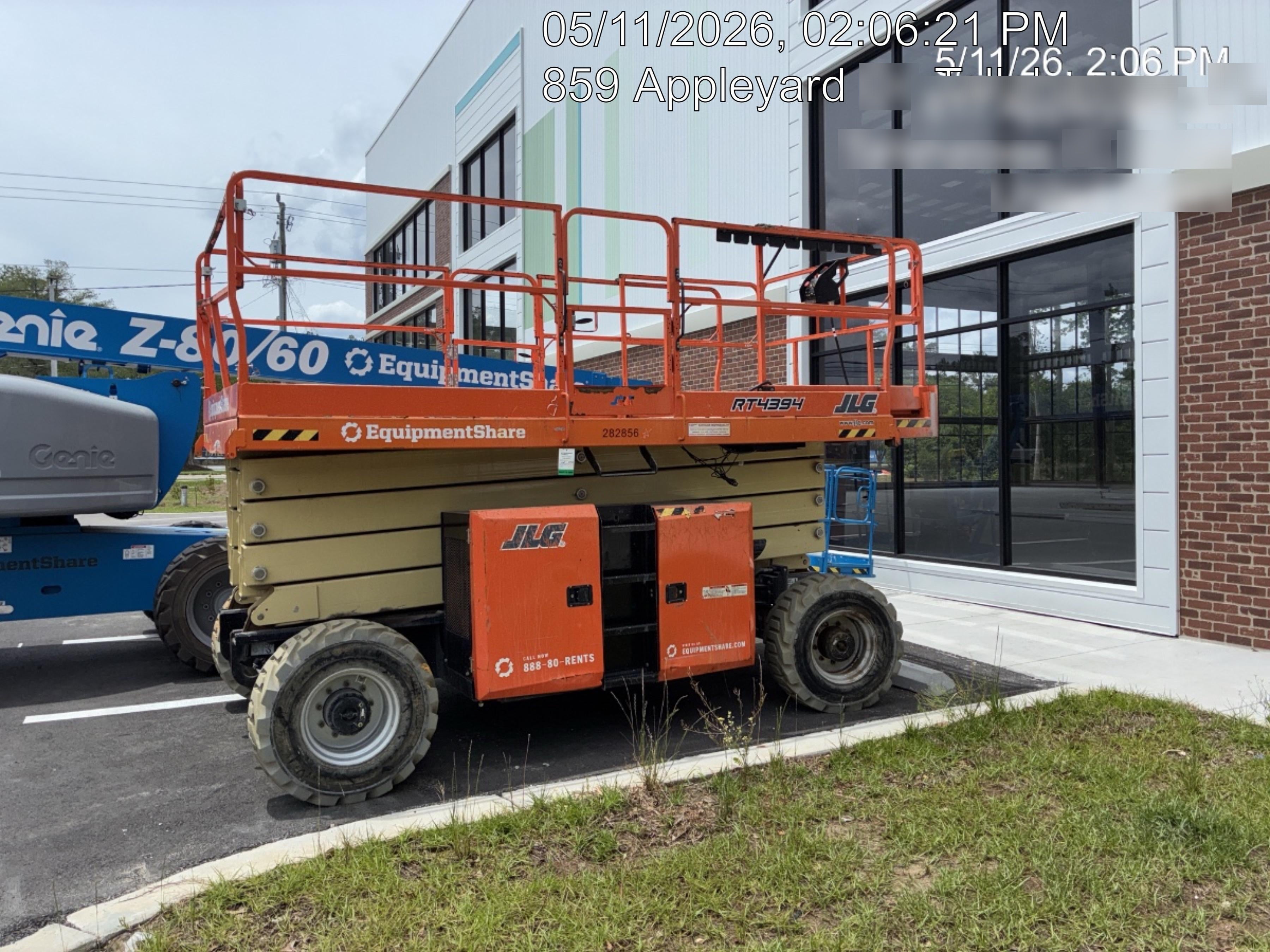 2022 JLG RT4394