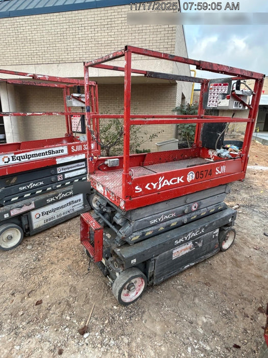 2015 Skyjack SJIII-3219 19' Scissor Lift
