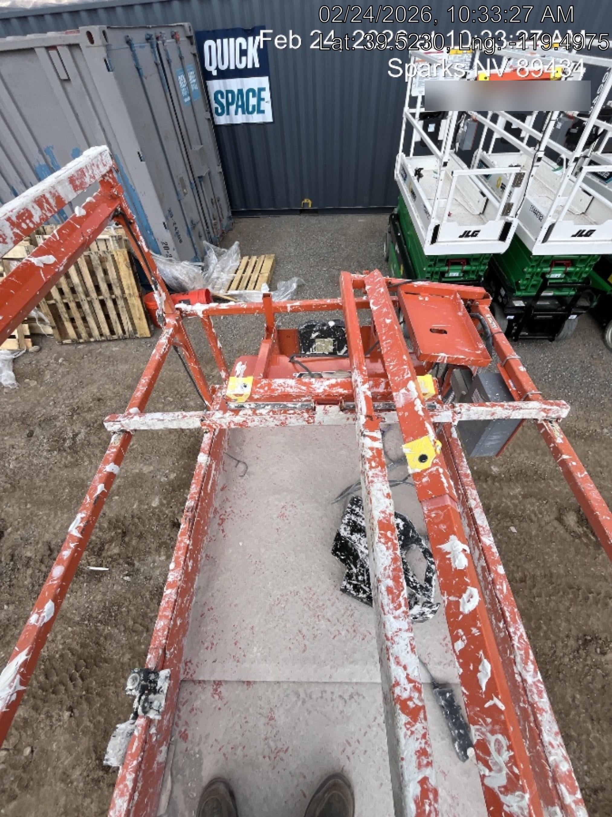2022 JLG ES3246