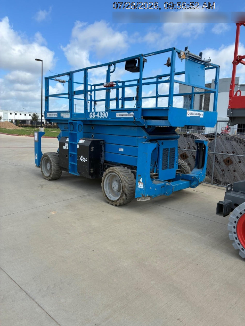 2021 GENIE GS-4390 RT