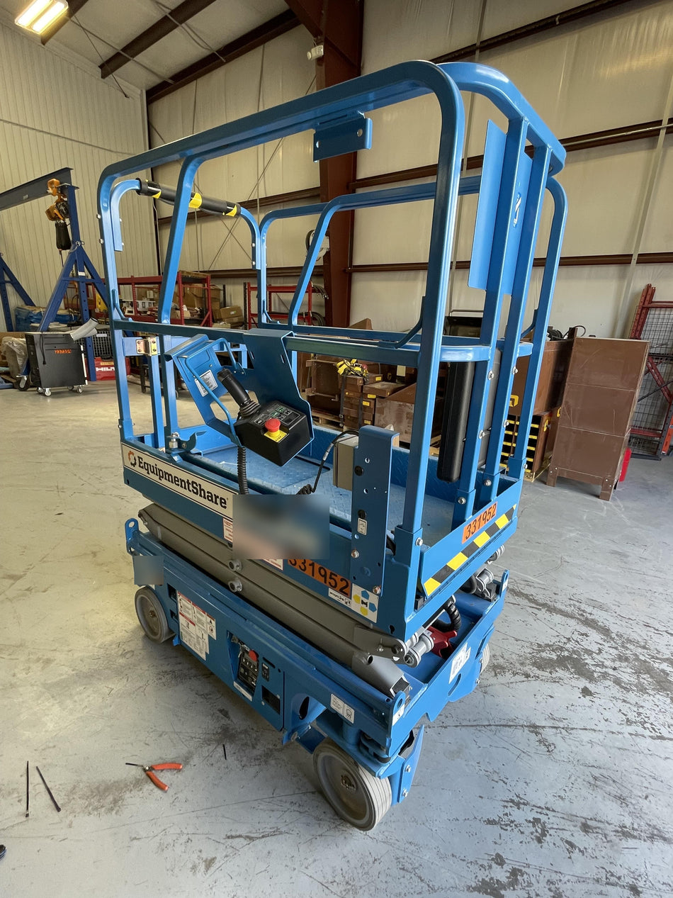 2023 GENIE GS-1432