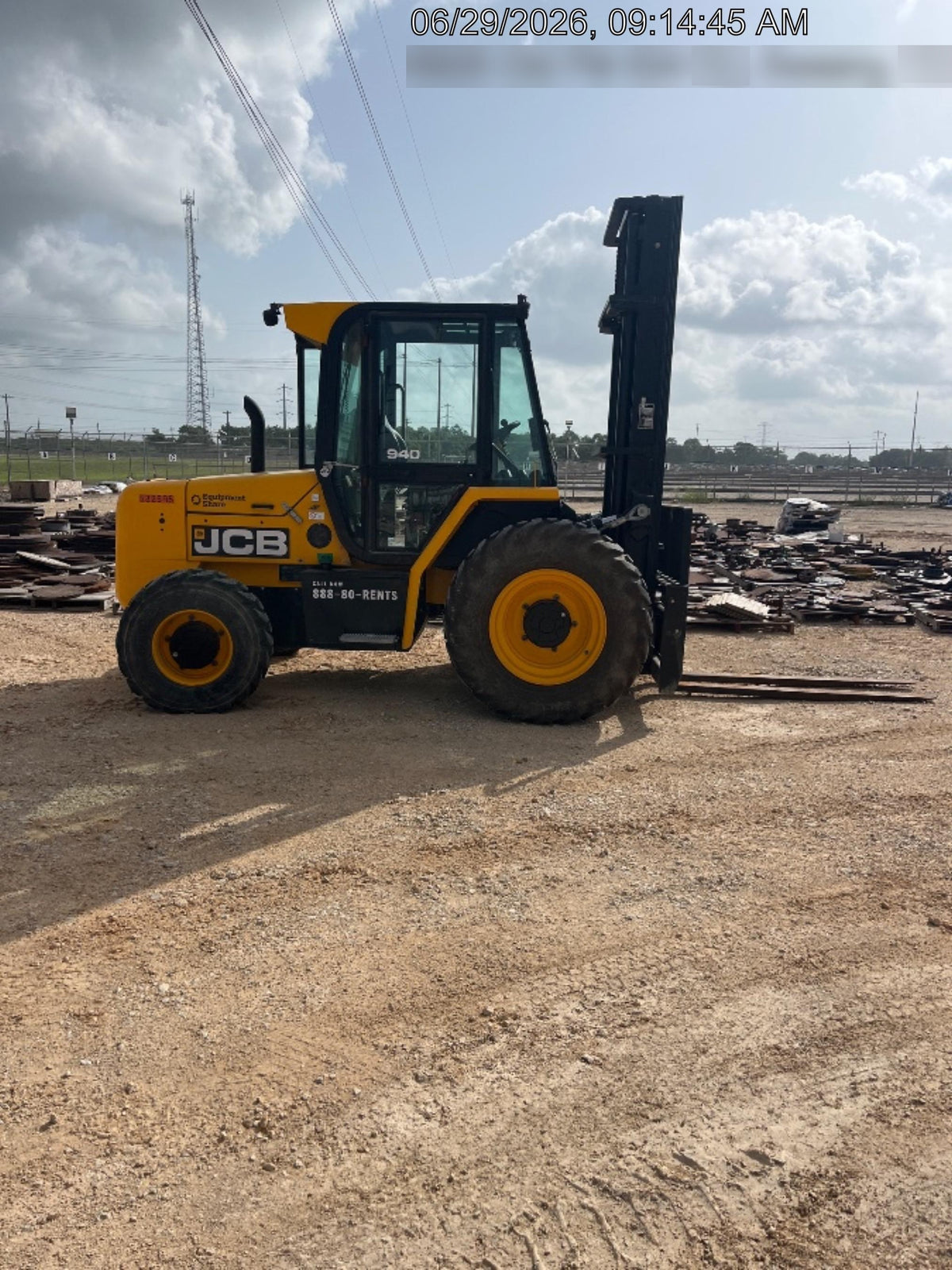 2025 JCB 940-4