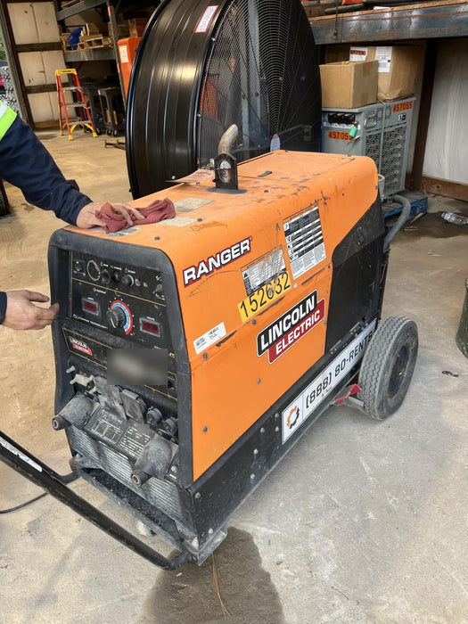 2021 Lincoln Electric Ranger 305 LPG LPG One-Pak (includes undercarriage, tank holder & tank strap) ORANGE