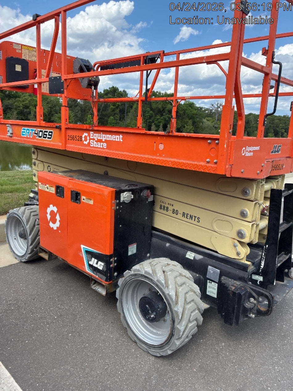 2022 JLG ERT4069