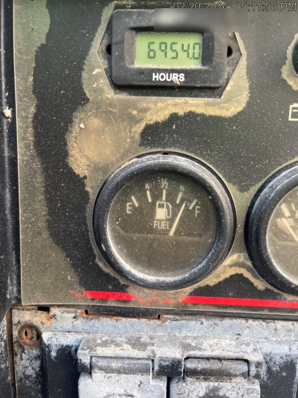 2016 Lincoln Electric Vantage 322 Ready-Pak 3, Two Wheel Trailer, Fender and Light Kit, Cable Rack