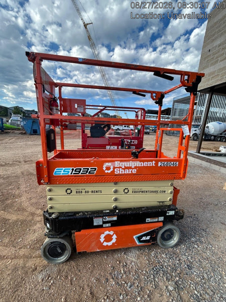2022 JLG ES1932