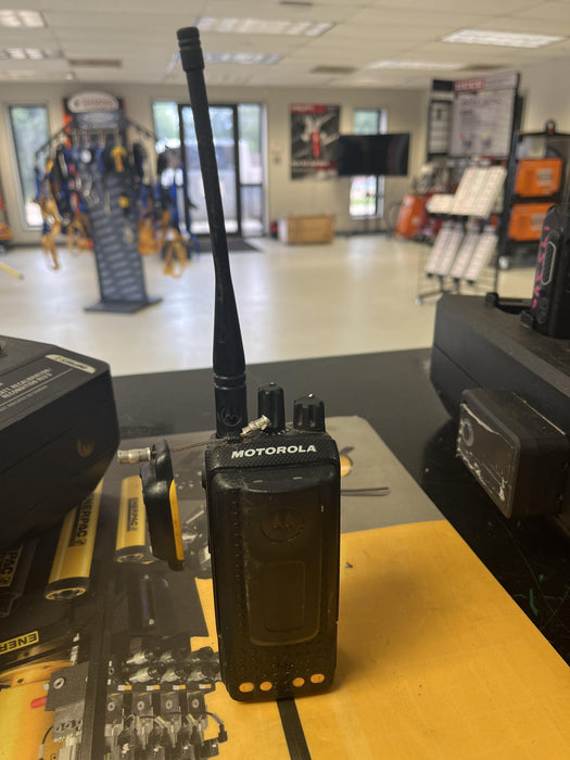 2021 MOTOROLA XPR3300E