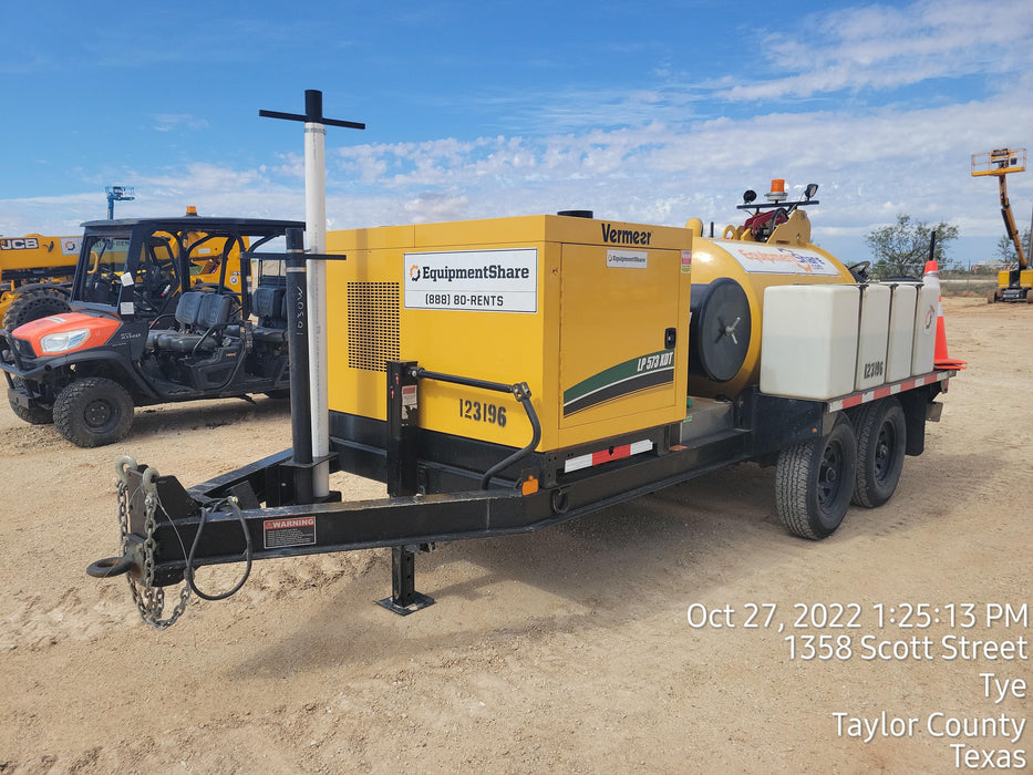 2021 Vac-Tron LP573XDT 500 Gallon Debris Tank w/ Hydraulic Tilt, two (2) 100 Gallon Water Tanks, Low Profile Torsion Axles (12,000 GVWR)