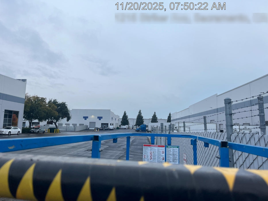 2020 Genie GS-3232 Standard, Folding half height swing gate, 800W Inverter