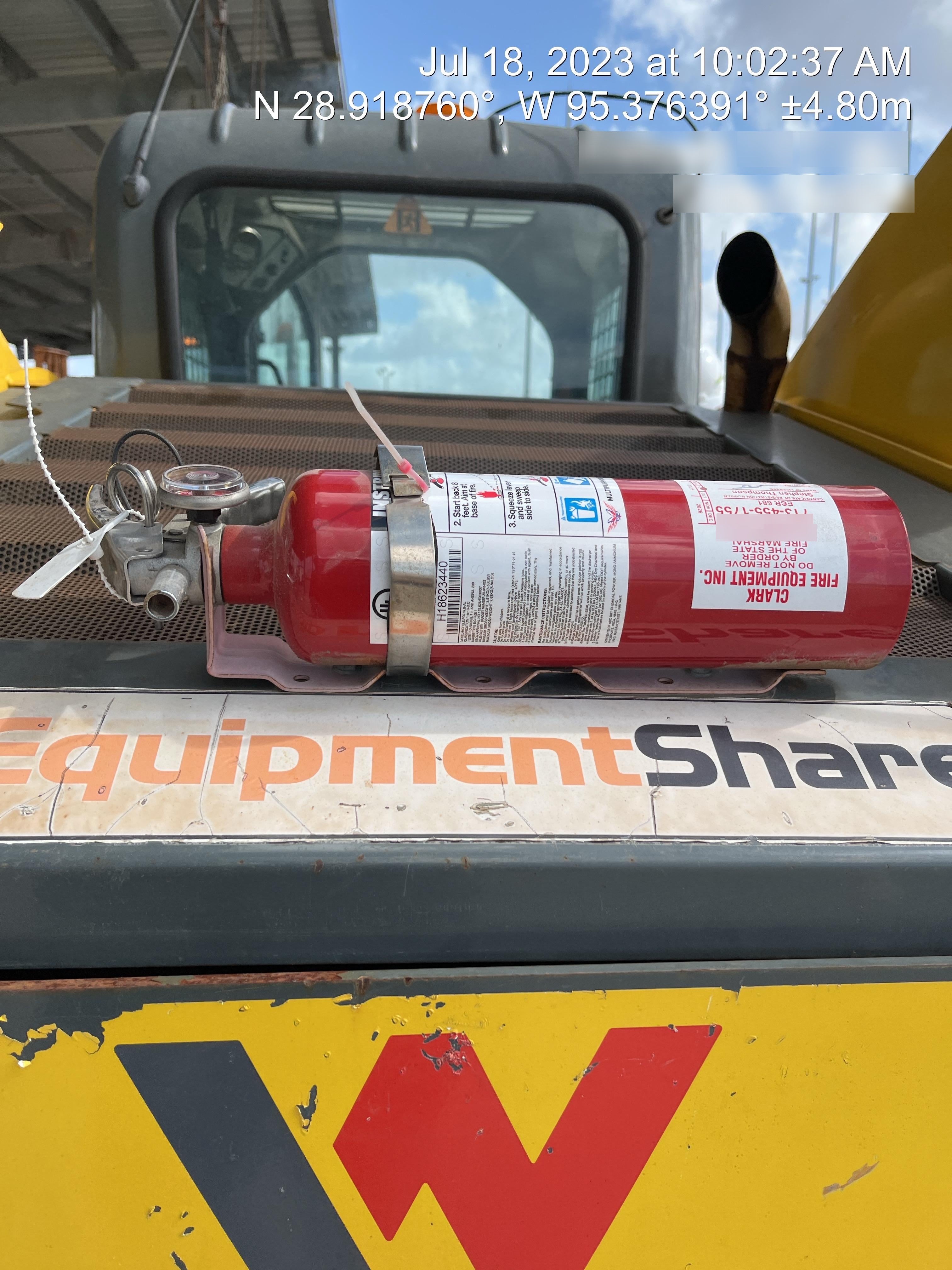Wacker Neuson ST45 14-Pin Attachment Control T3 Bucket Leveling, Ride Control, CAB/Heat, A/C, Cyclonic Engine Pre-Cleaner, Block Heater (110v) T4F, Counter Weights, Dual Beam Work Lights,  Radio, Back-Up Camera, Zero-Drift Hydraulic Valve, Foot Throttle, 4 Way Flasher Kit, Scavenger Air Cleane, Synthetic Hydraulic Oil, High Flow LF	Hydraulic Coupler SSL/CTL