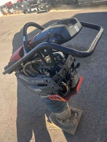 2024 HUSQVARNA LT6005