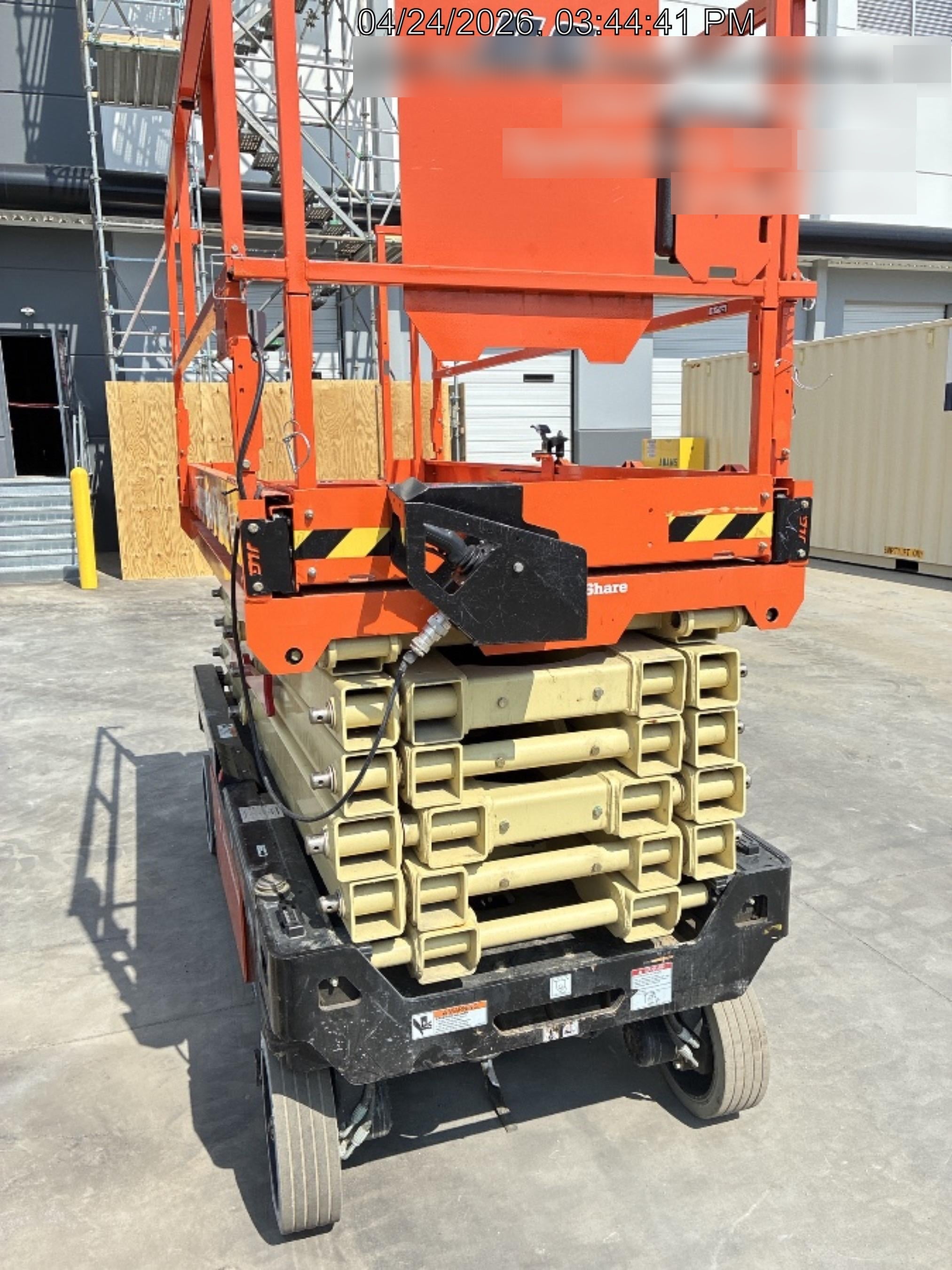 2022 JLG R4045