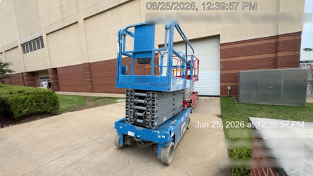 2019 Genie GS-4047 Folding rails with half height swing gate