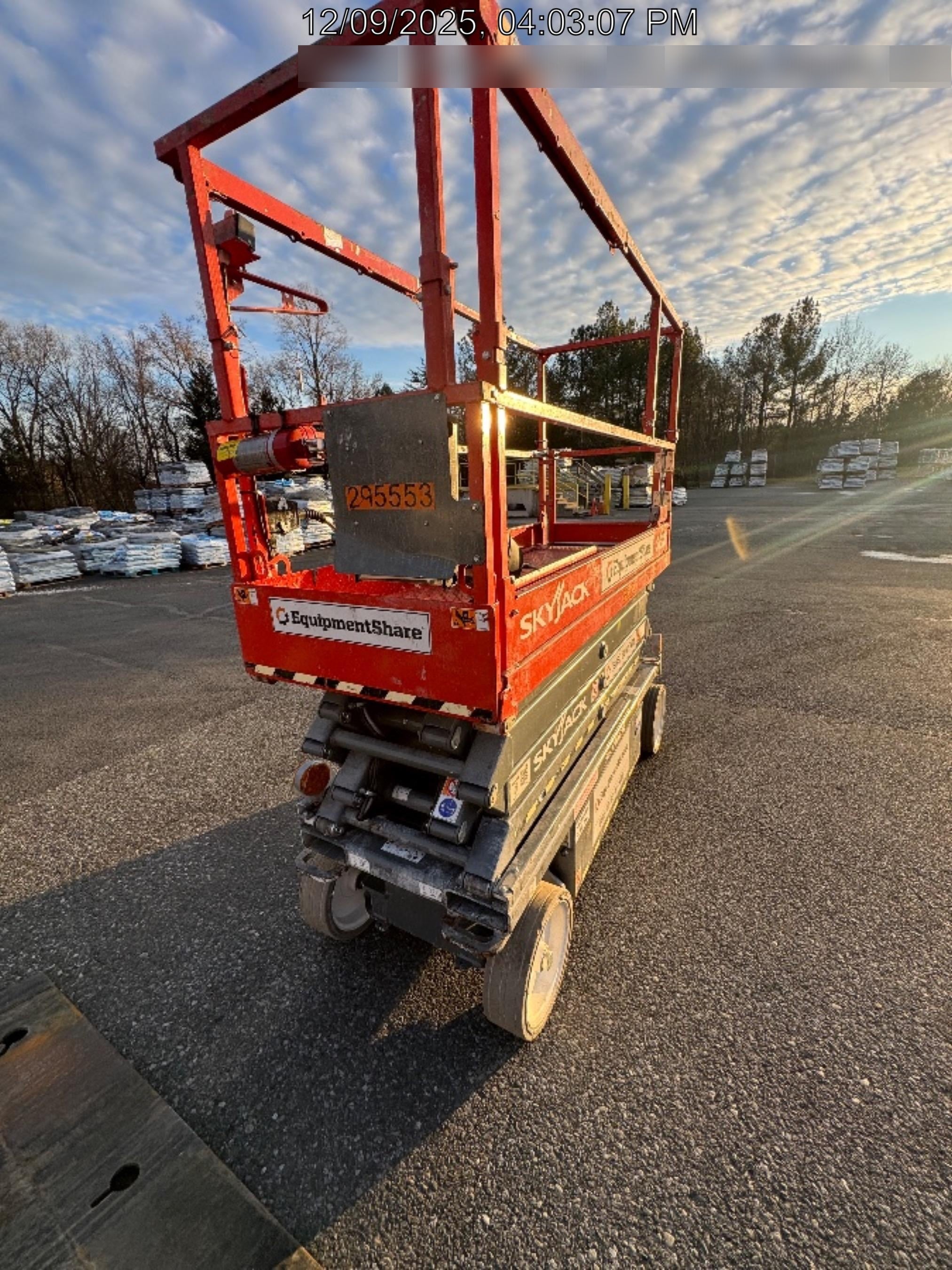 2023 SKYJACK SJ3226