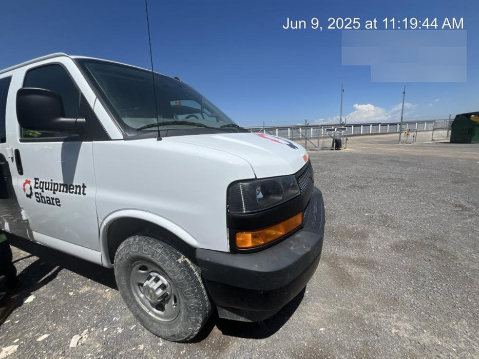 2023 CHEVROLET Express Van - Rental